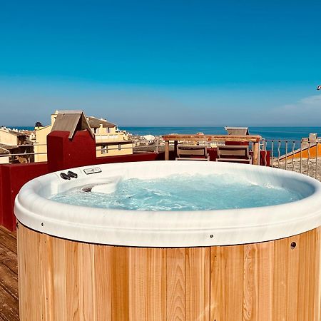 Pepites Bastiaises Vatta Appartement Roof Top Jacuzzi Vue Vieux Port Bastia  Kültér fotó