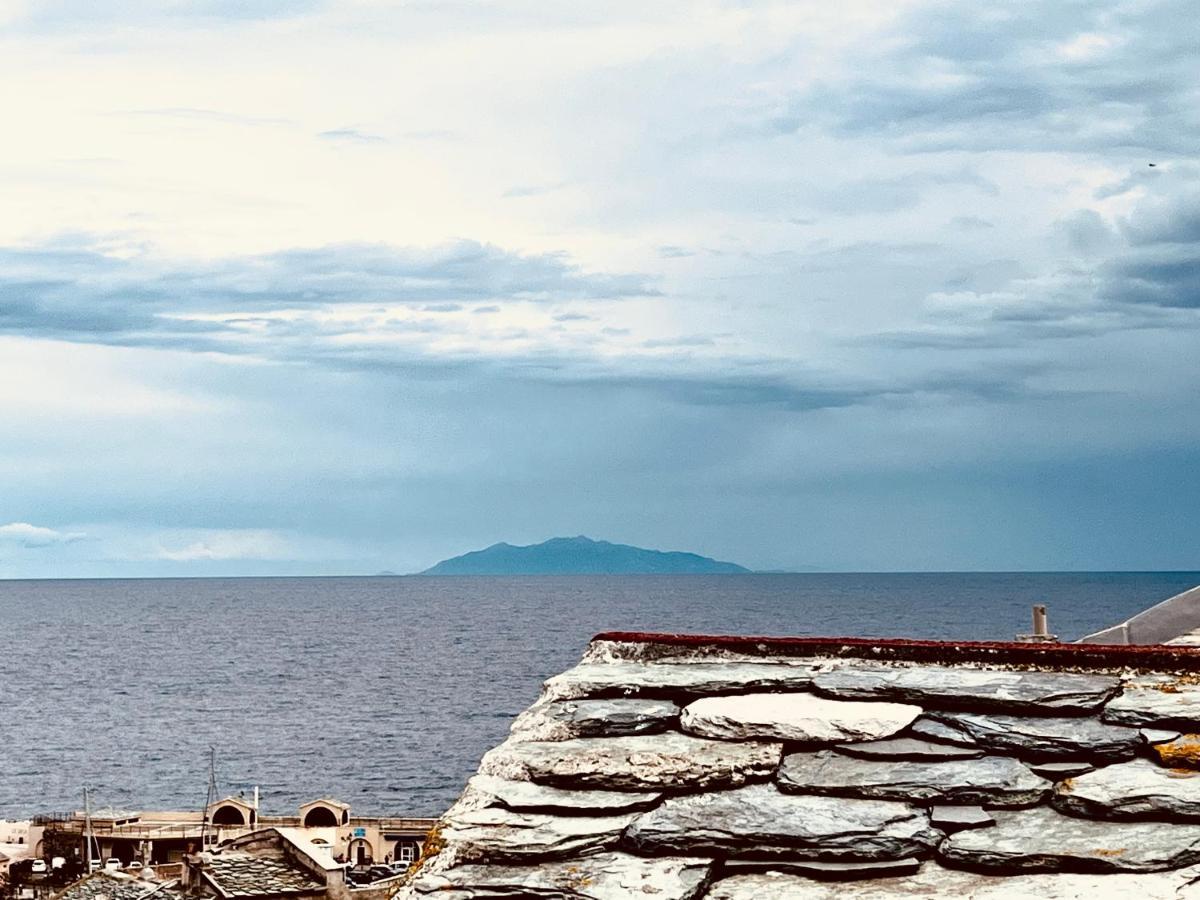 Pepites Bastiaises Vatta Appartement Roof Top Jacuzzi Vue Vieux Port Bastia  Kültér fotó