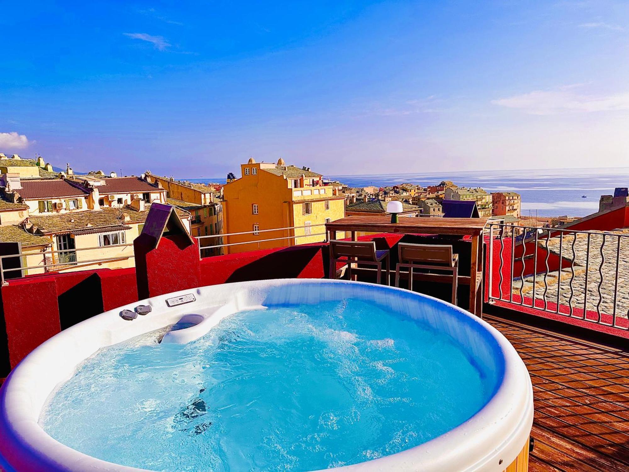 Pepites Bastiaises Vatta Appartement Roof Top Jacuzzi Vue Vieux Port Bastia  Kültér fotó