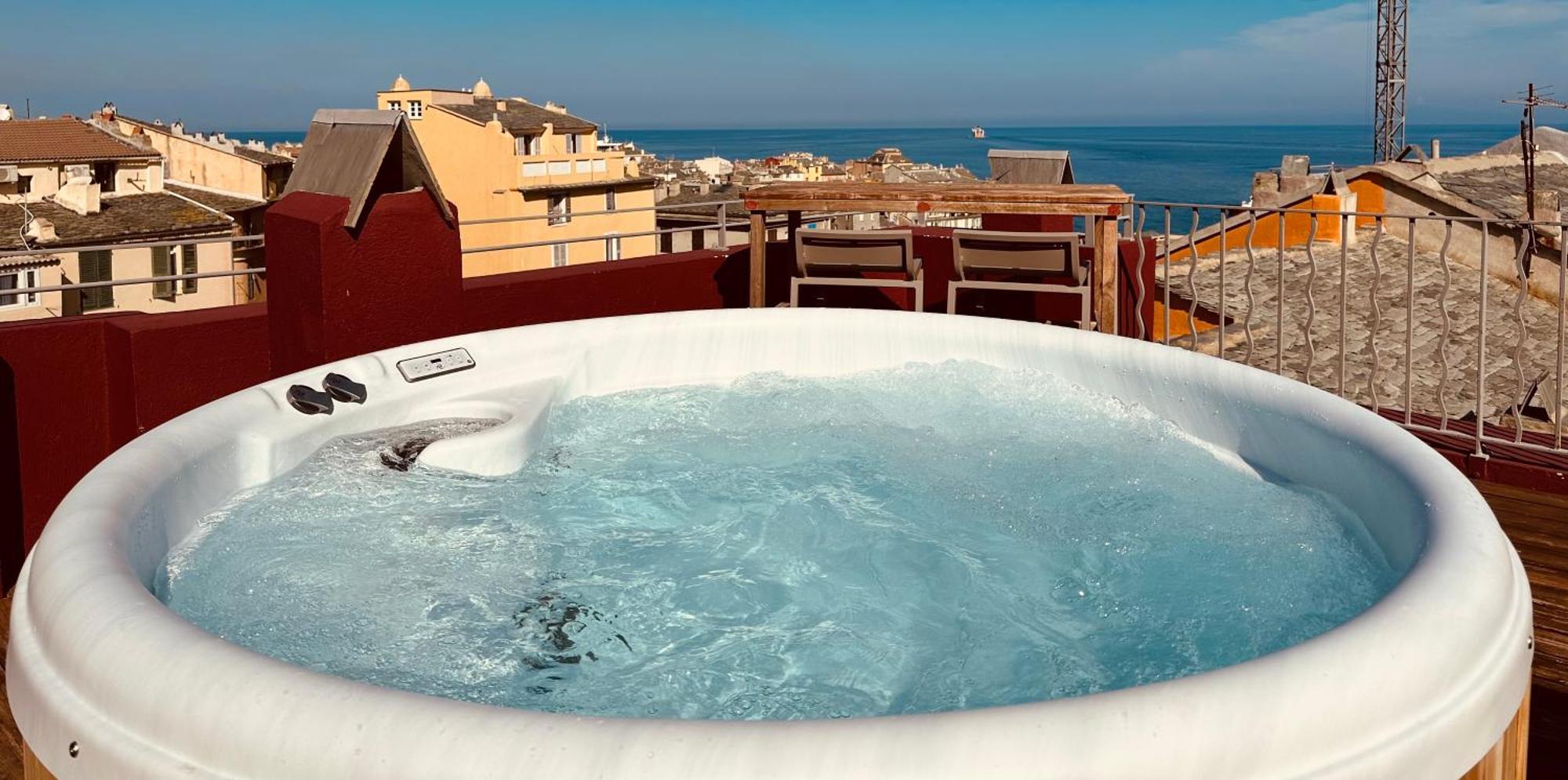 Pepites Bastiaises Vatta Appartement Roof Top Jacuzzi Vue Vieux Port Bastia  Kültér fotó