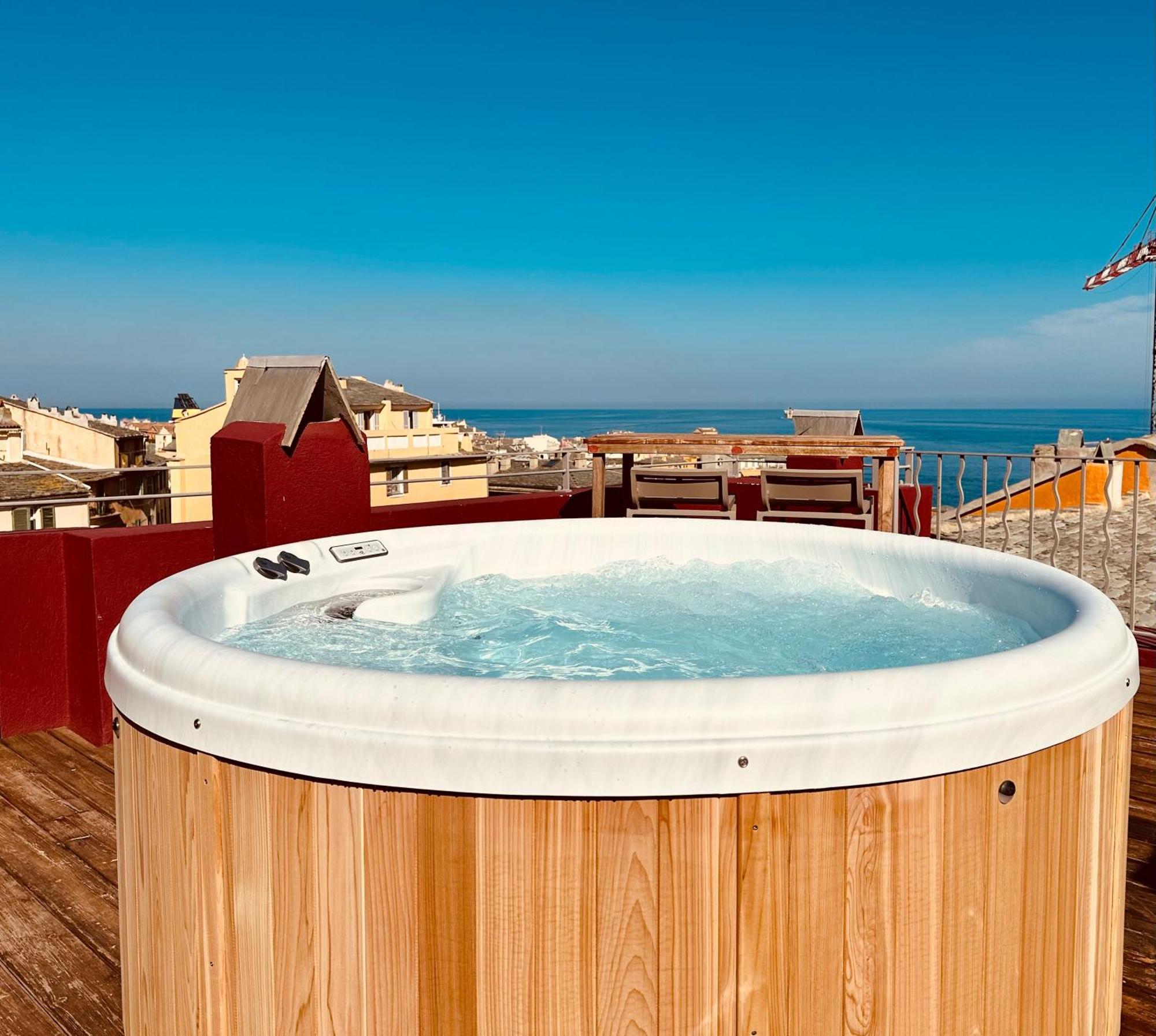 Pepites Bastiaises Vatta Appartement Roof Top Jacuzzi Vue Vieux Port Bastia  Kültér fotó